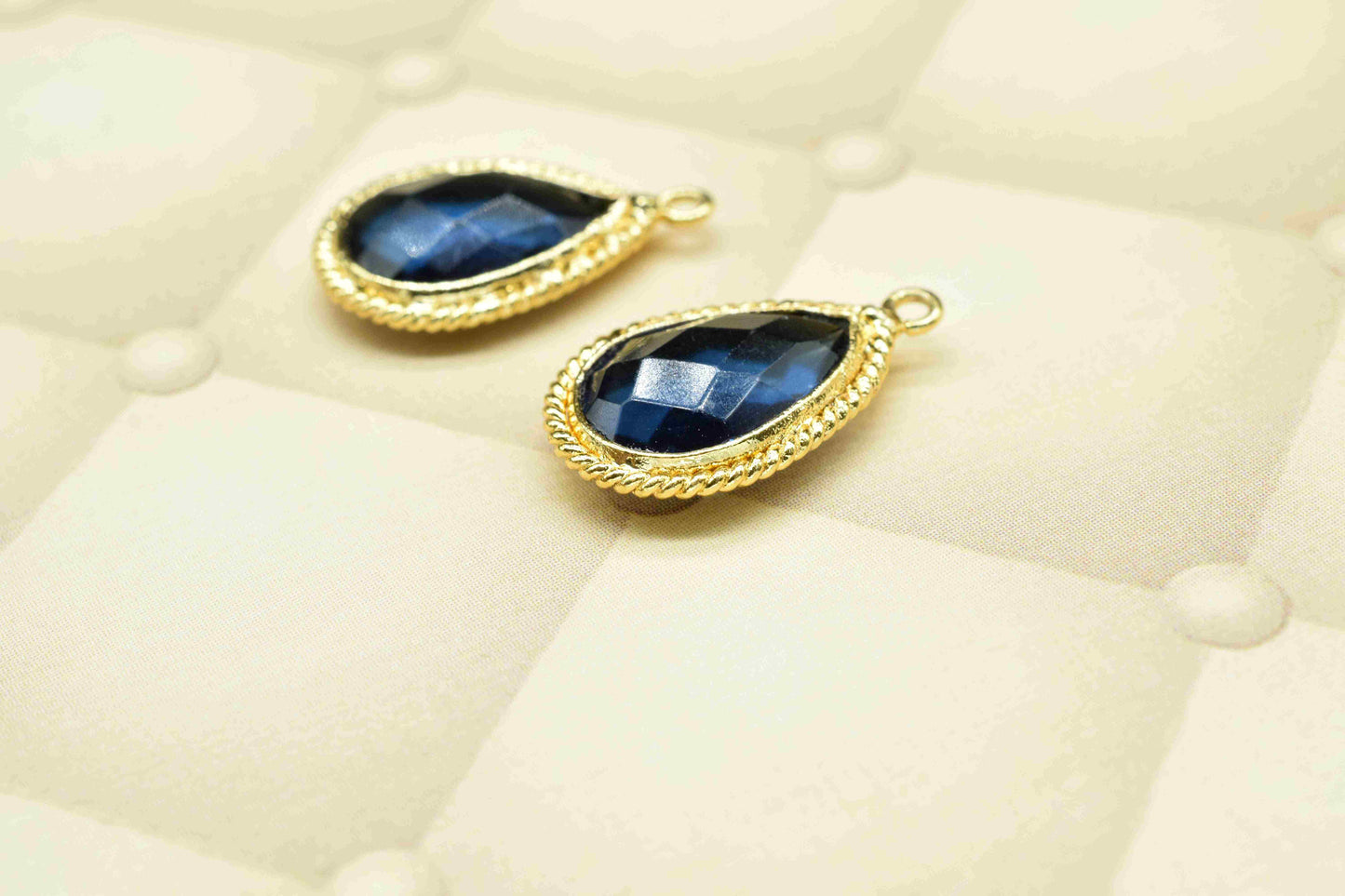 Kyanite 9x13mm Gemstone Bezel Charms,Kyanite Teardrop Shape Bezel,Kyanite Gemstone Pendant,Finding bezel Charms Item,Jewelry Making Supplies