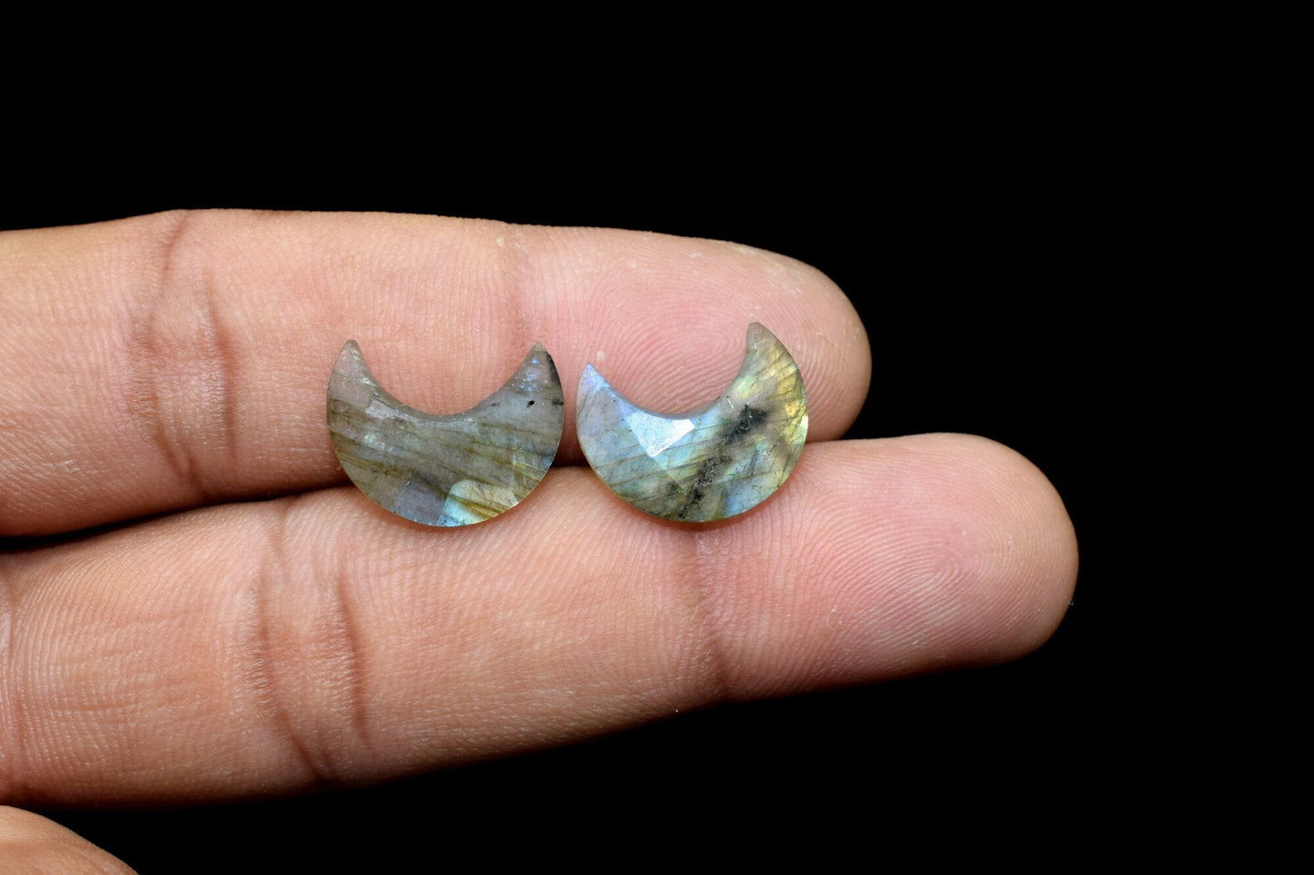 Labradorite 15mm Moon Shape Briolettes,Labradorite Crescent Moon Shape Beads,Natural Briolettes, Flashy Labradorite Moon Shape Pendants