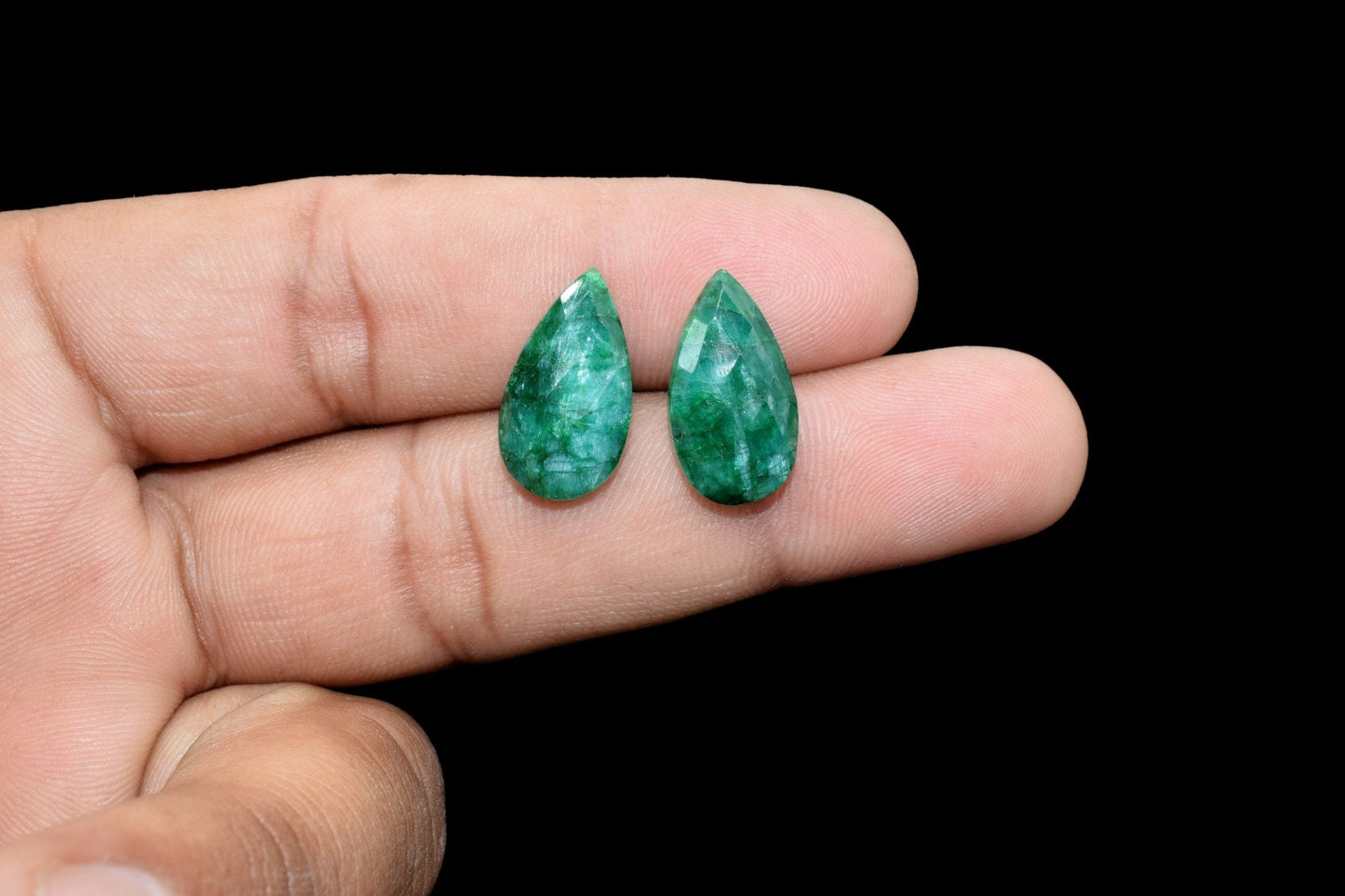 Emerald Faceted 10x18mm pear shape Briolettes,Emerald Jewelry Making,Emerald pear shape Beads,Emerald Faceted Beads,Emerald Teardrop