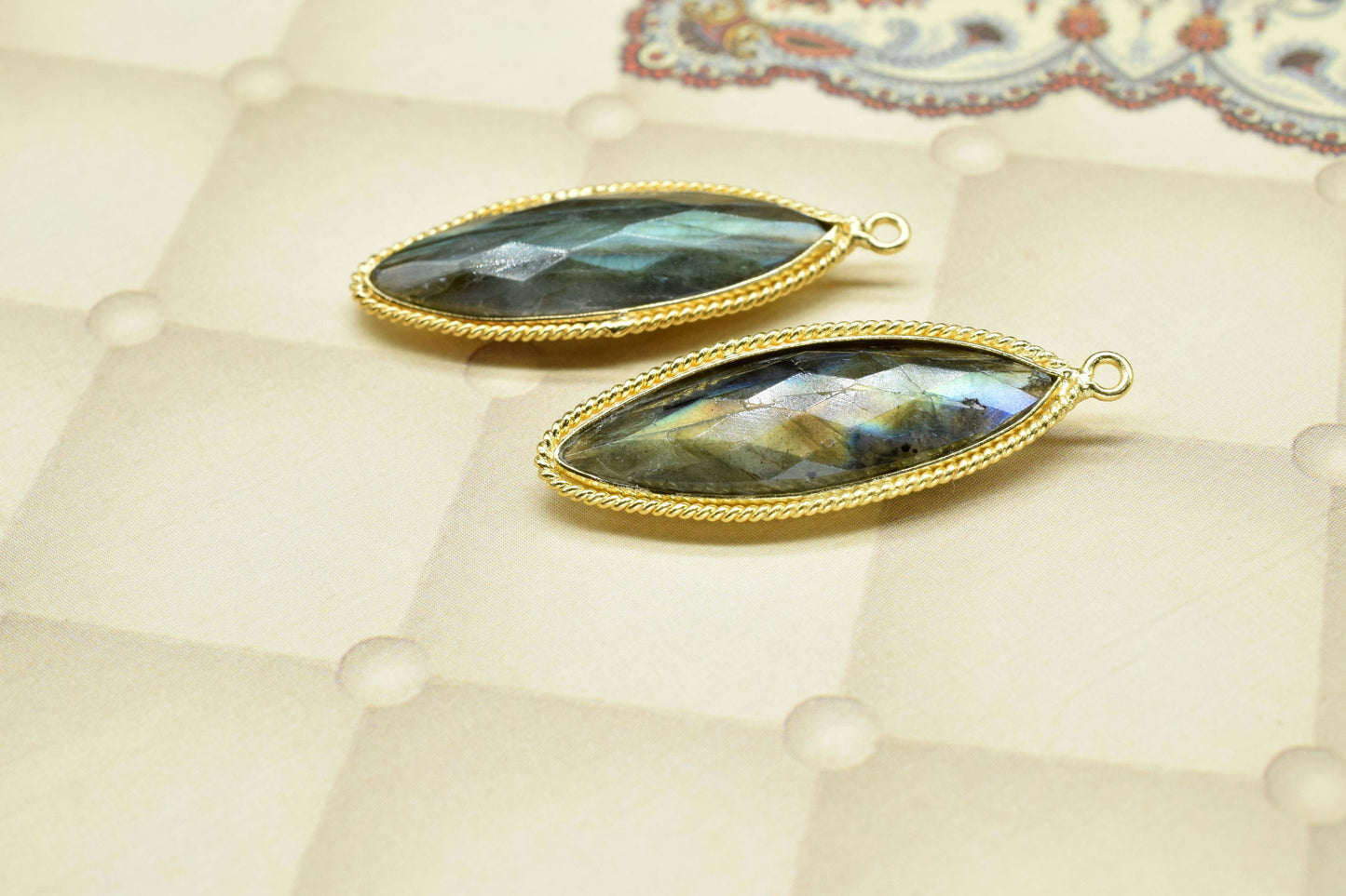 Labradorite Gemstone Faceted marquise Single bail charm,Labradorite Gold Plating Connector,Labradorite 10x30mm marquise Connector Pendant