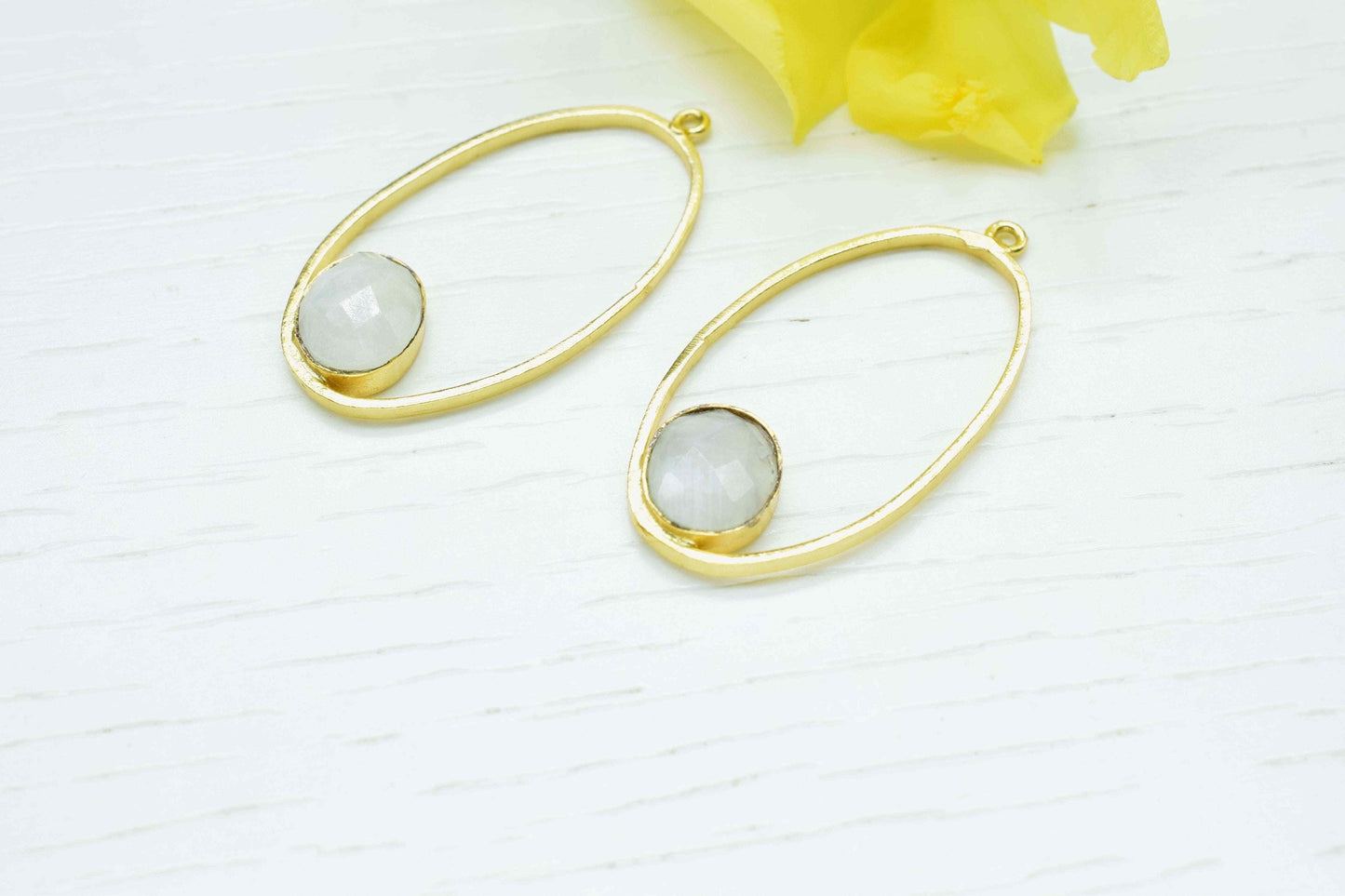 Moonstone Oval Shape Component,Gemstone Connectors Pendant,Moonstone Oval Pendant,Finding Gold Plated Jewelry,Moonstone Pendant,Gift For Her