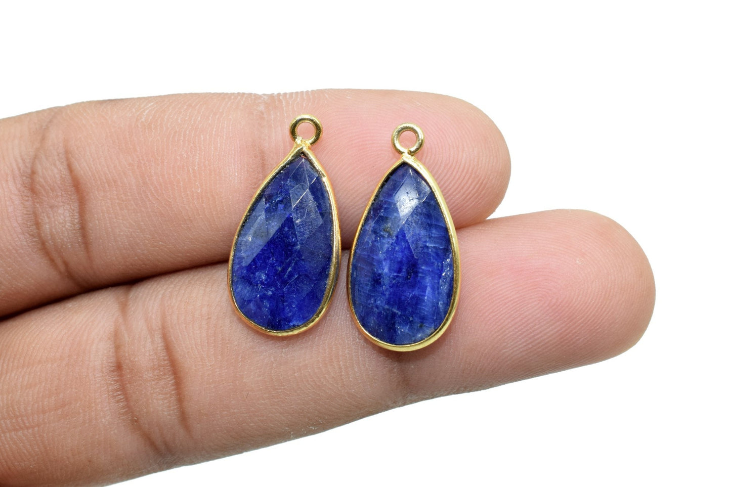 Blue Sapphire 10x18mm Pear shape charm,Sapphire Pear Shape Bezel Connector Gold Plated,Sapphire Connector,Single Bail Connector,Bezel charms