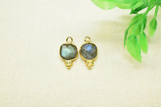Natural Labradorite 8mm cushion shape Charms Pendant,Labradorite single Bail connectors,Labradorite Brass Gold Plated bezels Pendant Jewelry