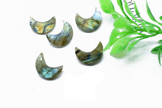 Labradorite 15mm Moon Shape Briolettes,Labradorite Crescent Moon Shape Beads,Natural Briolettes, Flashy Labradorite Moon Shape Pendants
