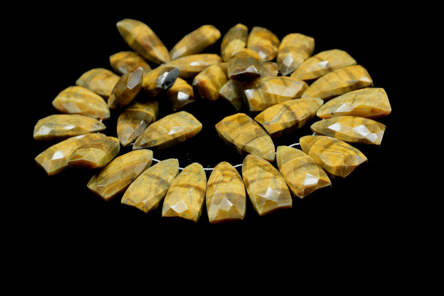 Tiger Eye 8x16mm Pyramid Shape Beads,Tiger Eye Faceted Briolette,8x16mm Triangle Faceted beads,Flashing Fire Briolette,Tiger Faceted beads