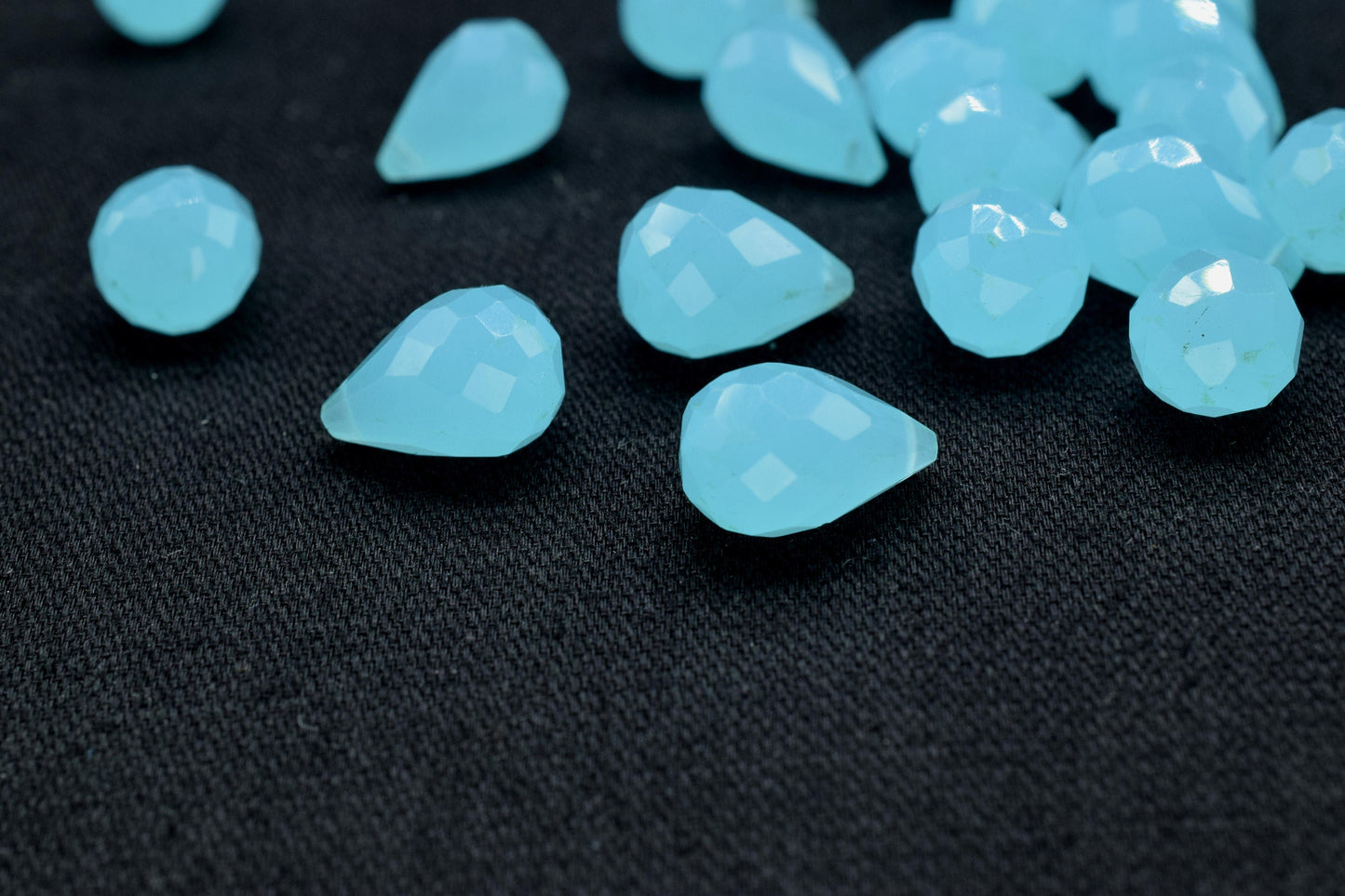 peru Chalcedony Faceted drop Shape Briolettes,10x14mm Faceted Teardro,Peru Chalcedony Faceted Briolettes,jewelry making Beads,Chalcedony