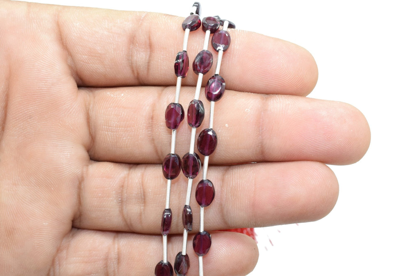 Garnet Oval Shape 6x8mm briolettes,Vertical Top Drilled briolettes,Faceted Oval Briolettes,Good quality Oval Facet Briolettes,Garnet jewel