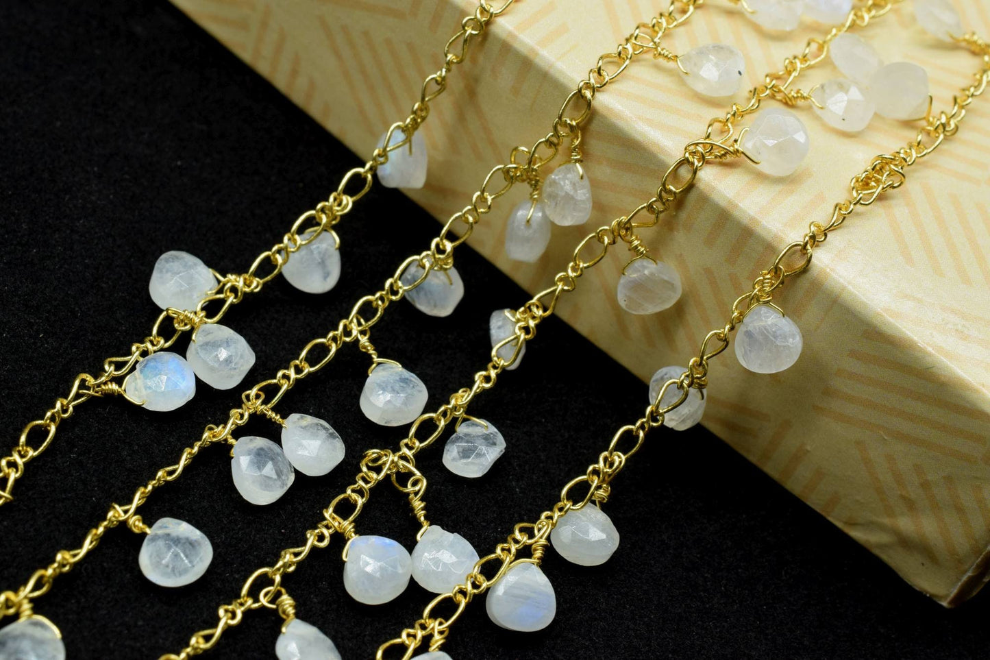 Moonstone 6mm Heart shape briolette chain,Moonstone Heart Shape Rosary Chain,Sold By Foot,Moonstone briolettes beaded chain,Moonstone chain