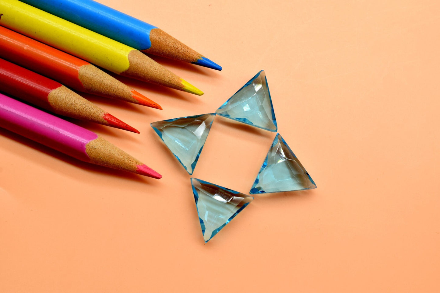 London Blue Topaz Faceted Trillion shape Briolettes,Gemstone briolettes,Blue Topaz briolettes strand,Blue Topaz 14mm briolettes beads,jewels