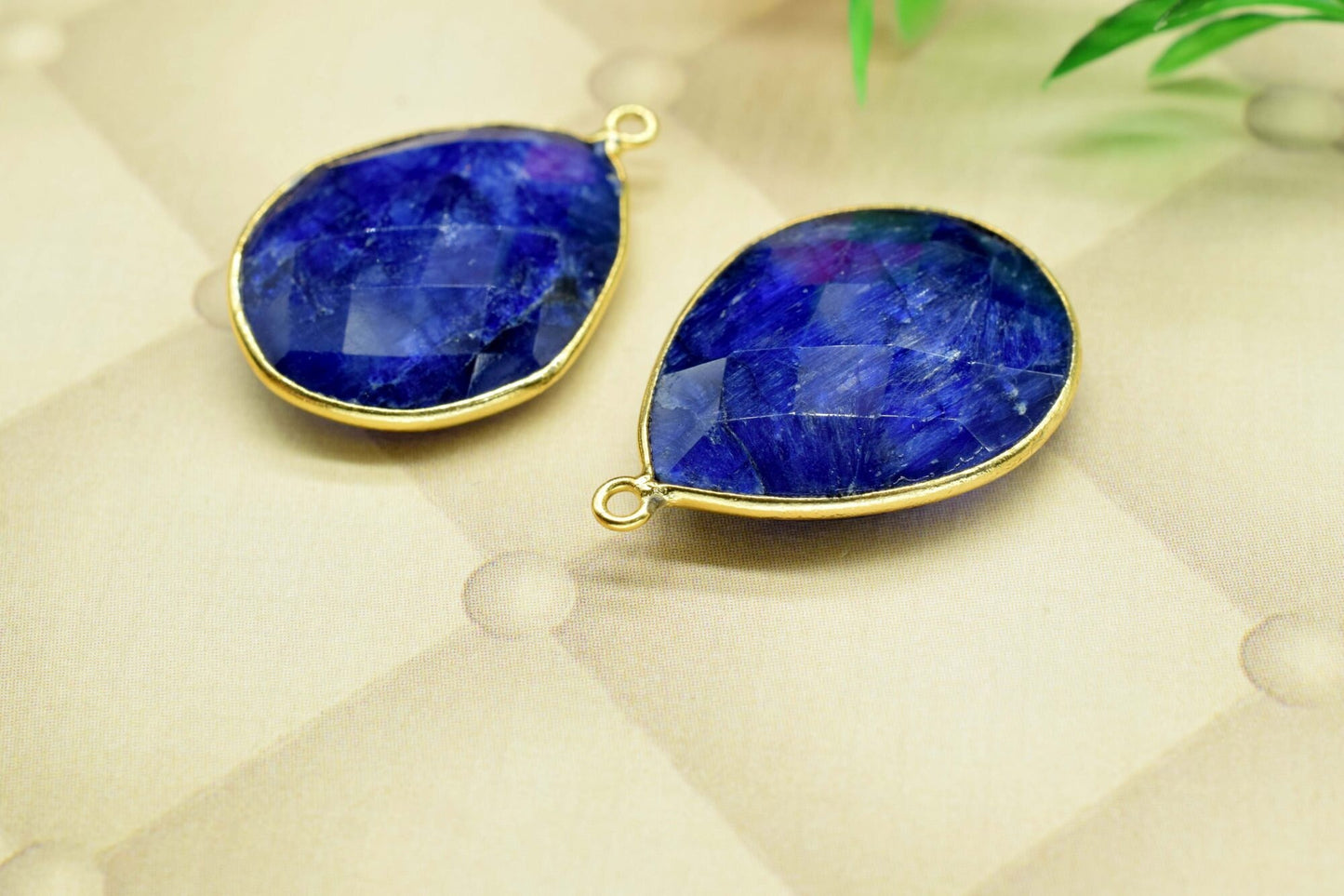 Blue Sapphire 18x23mm Pear shape Single bail connectors,Sapphire Gold plated bezel,Sapphire Briolettes,Sapphire Connector,Sapphire earrings