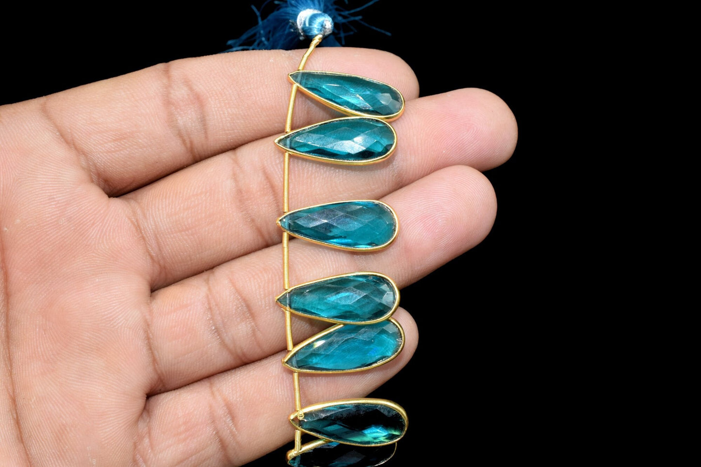 Neon Apatite 8x20mm Faceted Pear Shape Bezel Charms,Teardrop Bezel,Apatite Briolettes,AAA Quality,Quartz Jewelry Beads,Apatite Bezel Jewelry