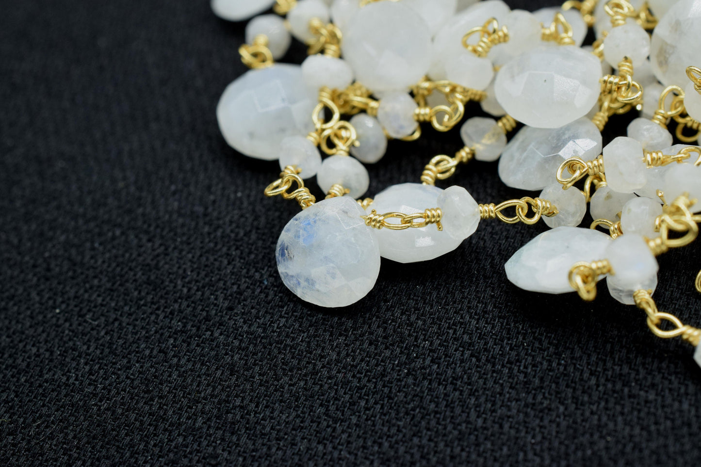 Moonstone 3mm Beaded Heart shape rosary Chain,Moonstone Heart Shape Rosary Chain,Sold By Foot,Moonstone briolettes beaded chain,Moonstone