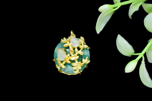 Emerald Pendant,Leaf Designer Pendant Charm,Circle Pendant,Rainbow Pendant Jewelry,Handmade Craft,Prong Set Pendant,Multi Stone Pendant,Gift