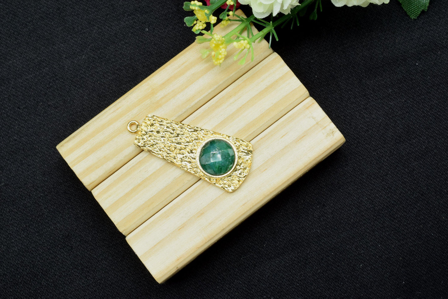 Emerald Pendant , Emerald Gemstone Handmade Pendant , Bulk Gemstone Pendant , Gold Plated Connectors ,Single Bail Gemstone Connector Charm