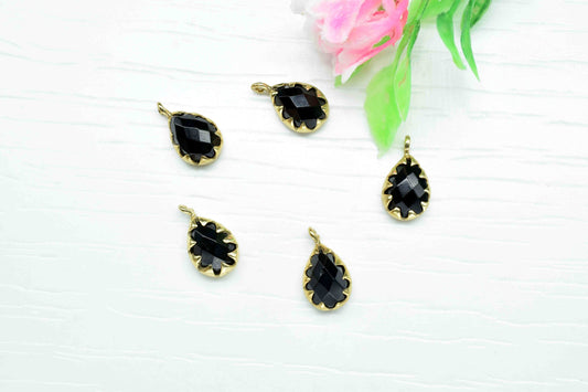 Black Onyx Prong Bezel Pendant,Handmade Gemstone Bezel Link,Tiny Black Onyx Bezel Connector,Single bail connector,Black Onyx Pendant Jewelry