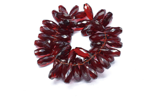 Garnet Teardrop Briolettes,Garnet Birthstone Drops Gemstone Semiprecious Gems,6x16mm Teardrop Briolettes,Mozambique Garnet Faceted Teardrops