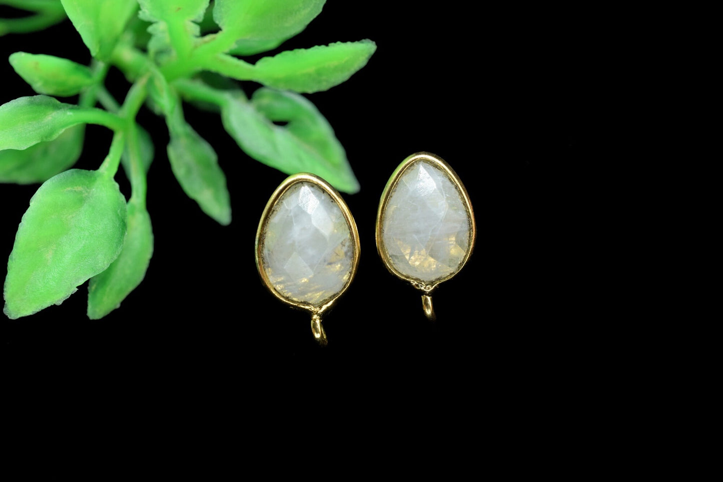 Moonstone 7x10mm Pear Shape Earring Connector,Jewelry Craft Supplie,Moonstone connector post stud,Jewelry,Teardrop Connector,Jewelry Finding