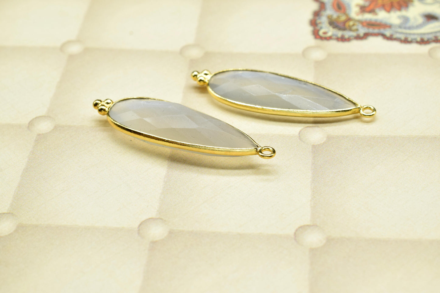 Grey Moonstone 10x30mm Bezel charms,Grey Moonstone Pendant,Station Bezel Link Supplies,Connector Pendant,Gemstone Teardrops,Jewelry making