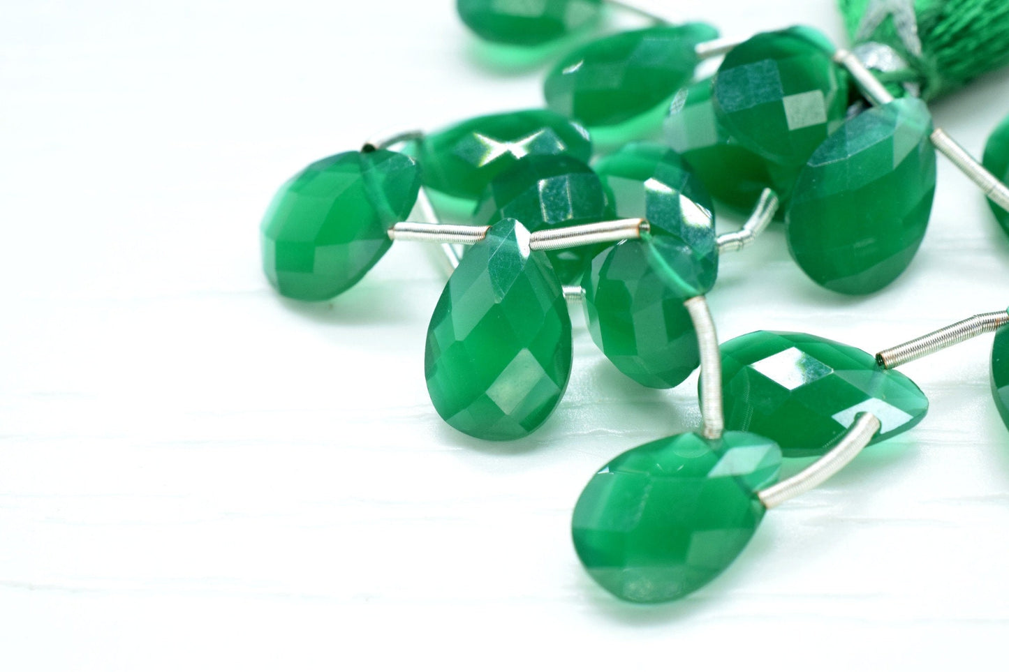 Green Onyx Teardrop Faceted briolette Strand,Green Onyx Beads Strands,Handmade Jewelry Making Supplies,Gemstone 8x12mm Teardrop Briolettes