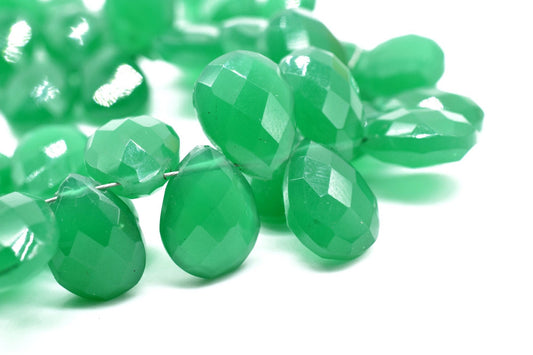 Natural Green Onyx Pear Shape Briolette,9 inch Teardrop Strand,Green Onyx Teardrop Beads,9x12mm pear Shape Briolette,Green Onyx Briolettes