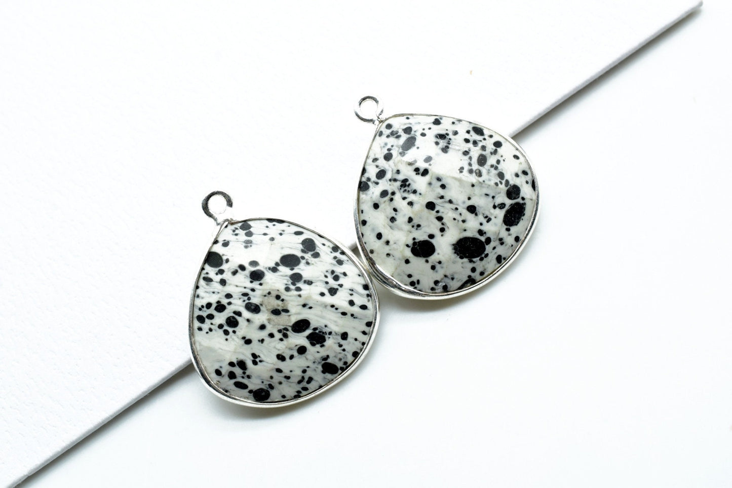 Dendrite Opal 20mm Heart Shape Charm,Dendrite Opal Faceted Heart Shape Connector,Bezel Heart Shape Connector,Single Flat Bail links, charms