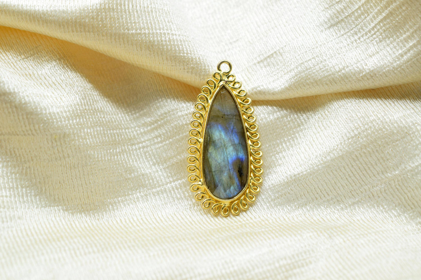 Labradorite 10x30mm Teardrop Bezel Charm,Single Bail Pendant,Handmade Jewellery Connectors,Gemstone Brass Component,Handmade Connector,Gift