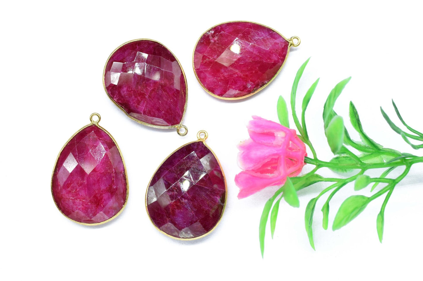 Ruby 20x26mm Pear Shape single Loop Charm,Dyed Ruby Faceted Pear Shape Connector,Bezel Pear Shape Connector,Ruby Single Flat Bail links,