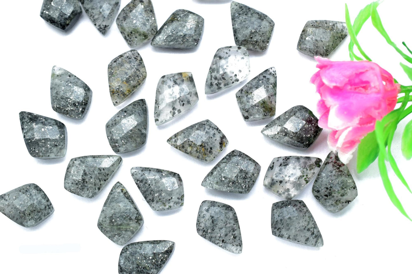 Black Sunstone 10x14mm Faceted Tie shape Briolettes,fancy briolette beads,Black Sunstone Beads,Sunstone Faceted Beads, Sunstone Briolette,