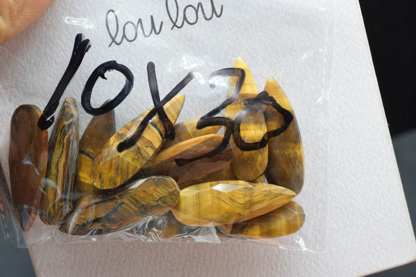 Tiger Eye Long drop 10x30mm Briolettes,Tiger Eye Briolette,Tiger Eye Tear Drop Briolettes,jewelry supplies,Tiger Eye jewelry making beads