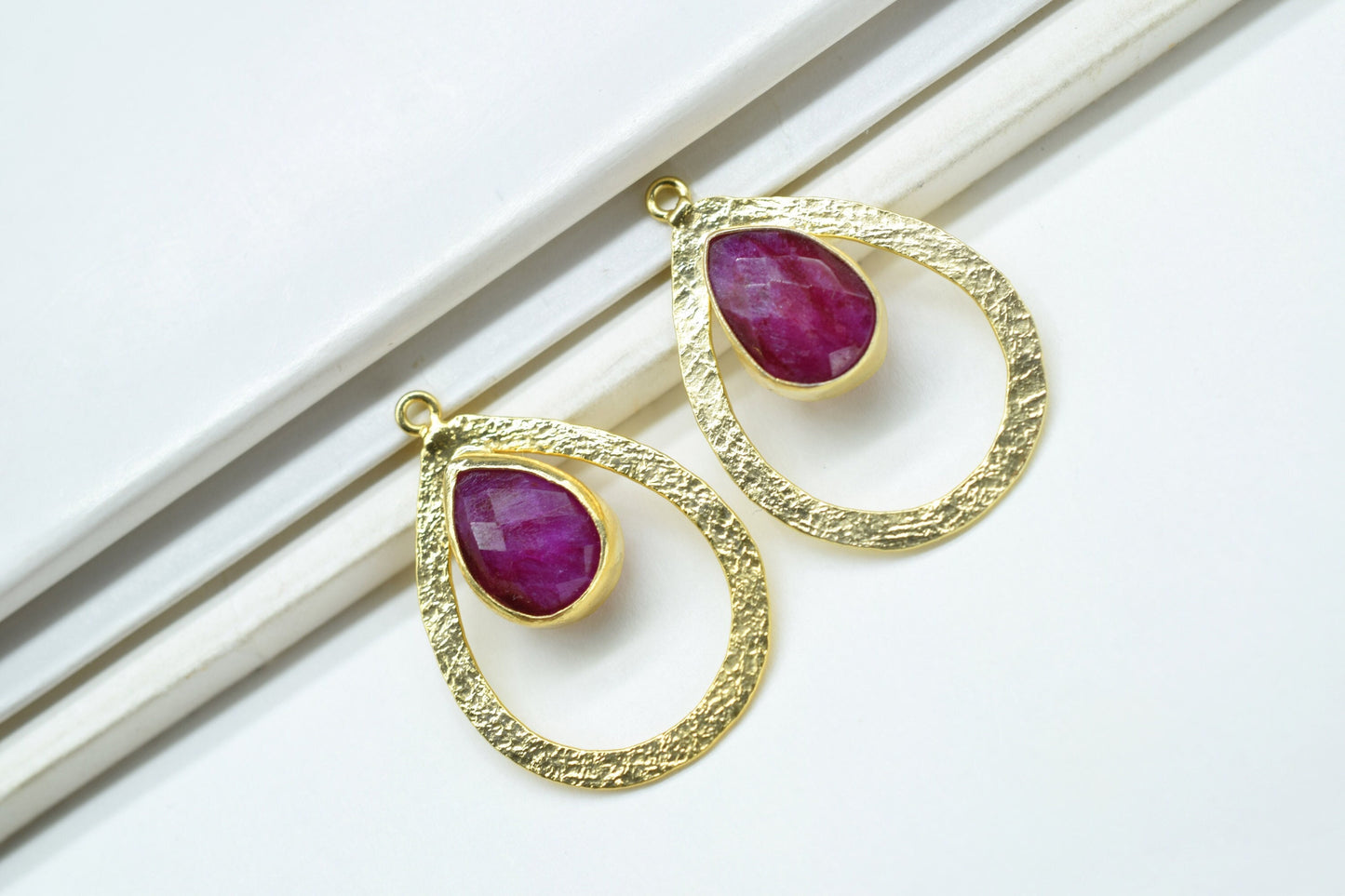 Ruby Gemstone Pendant/Pear Shape Pendant/Bezel Pendant/Jewelry making Stone/Gold Plated Jewelry/Ruby Connector Jewelry/Handmade/Gift