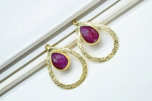 Ruby Gemstone Pendant/Pear Shape Pendant/Bezel Pendant/Jewelry making Stone/Gold Plated Jewelry/Ruby Connector Jewelry/Handmade/Gift