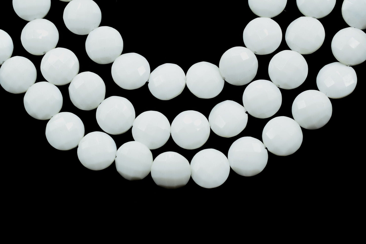 White Chalcedony faceted 10mm Coin Briolettes-Round Shape-White Chalcedony,Loose Gemstone,Round Coin Beads, Briolette Both Side Faceted bead
