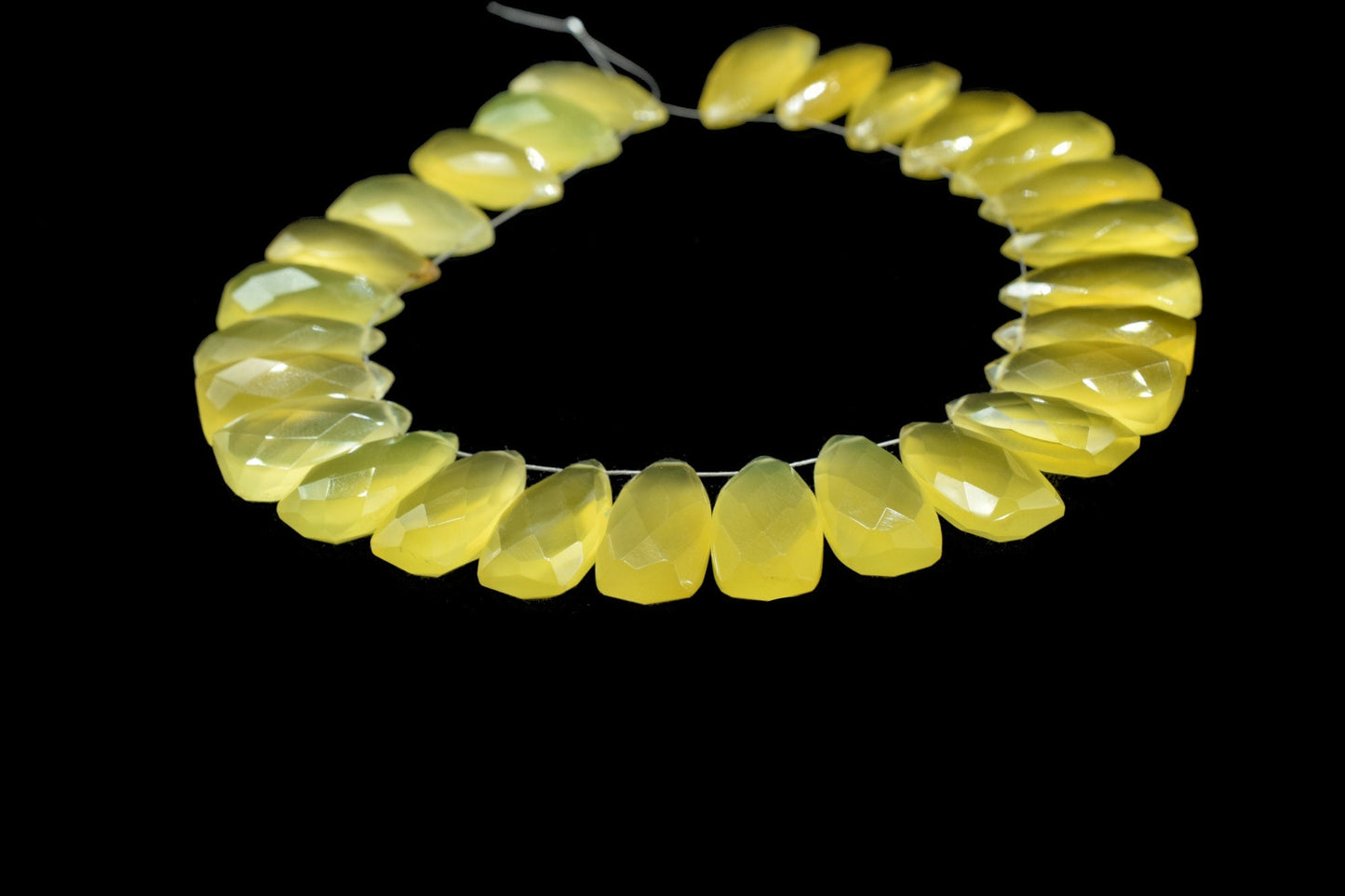 Yellow Chalcedony Faceted Pyramid Shape Briolette,Triangle Faceted beads,Chalcedony Briolettes,Jewelry Making Beads,AAA Briolettes