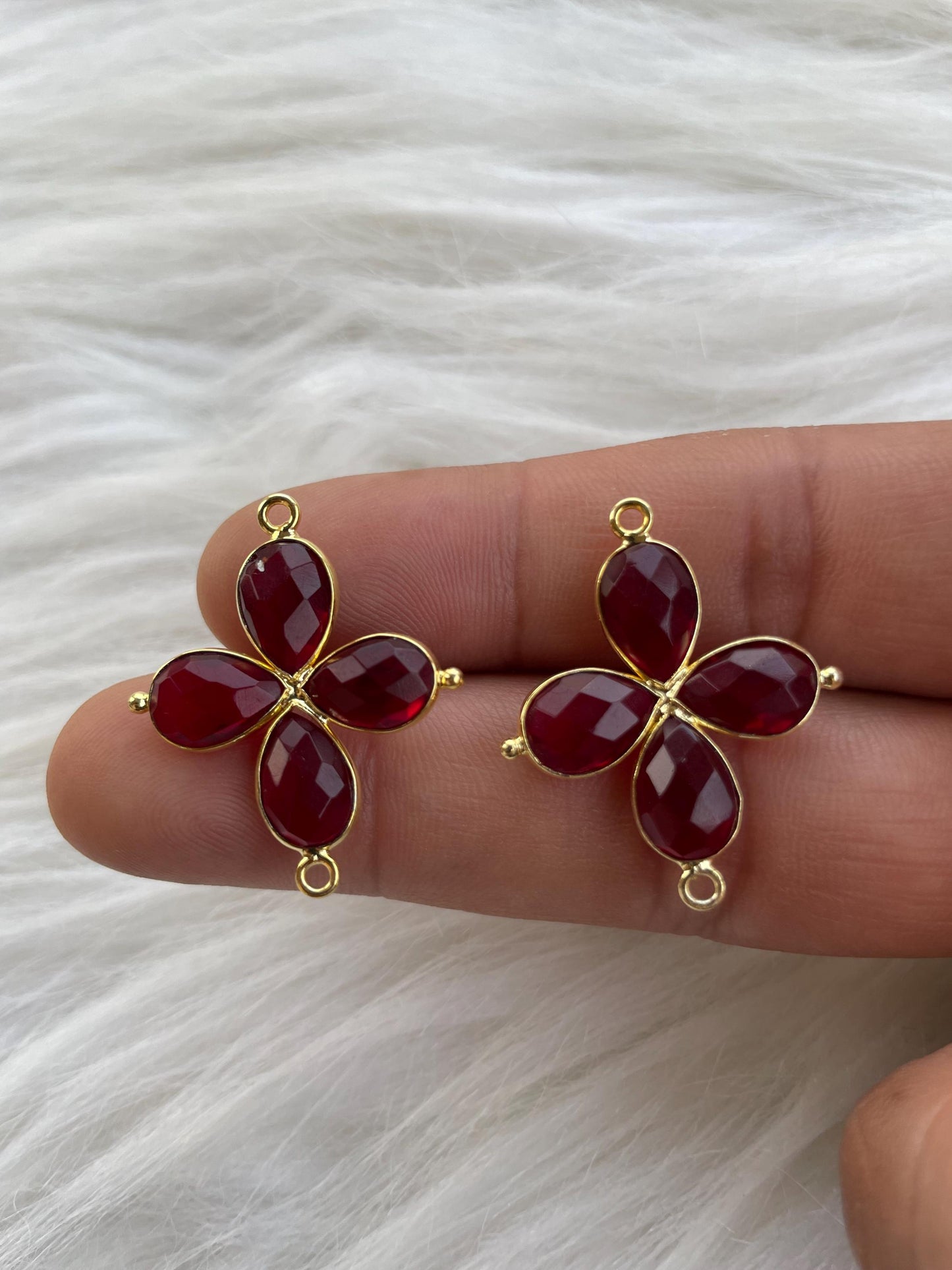 Garnet Teardrop Pendant,Red Gemstone jewelry Component,Garnet Bezel connector,Garnet Bracelet Charms,Single Bail connector,Wedding Gift,P122