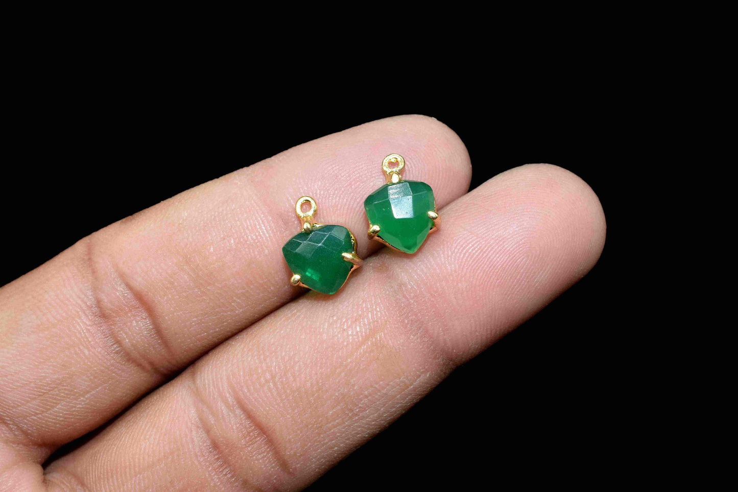 Green Onyx Gemstone 8mm Triangle Bezel Pendant,Green Onyx Handmade Gemstone Bezels Jewelry,Green onyx Gemstone Single bail connector,Gift