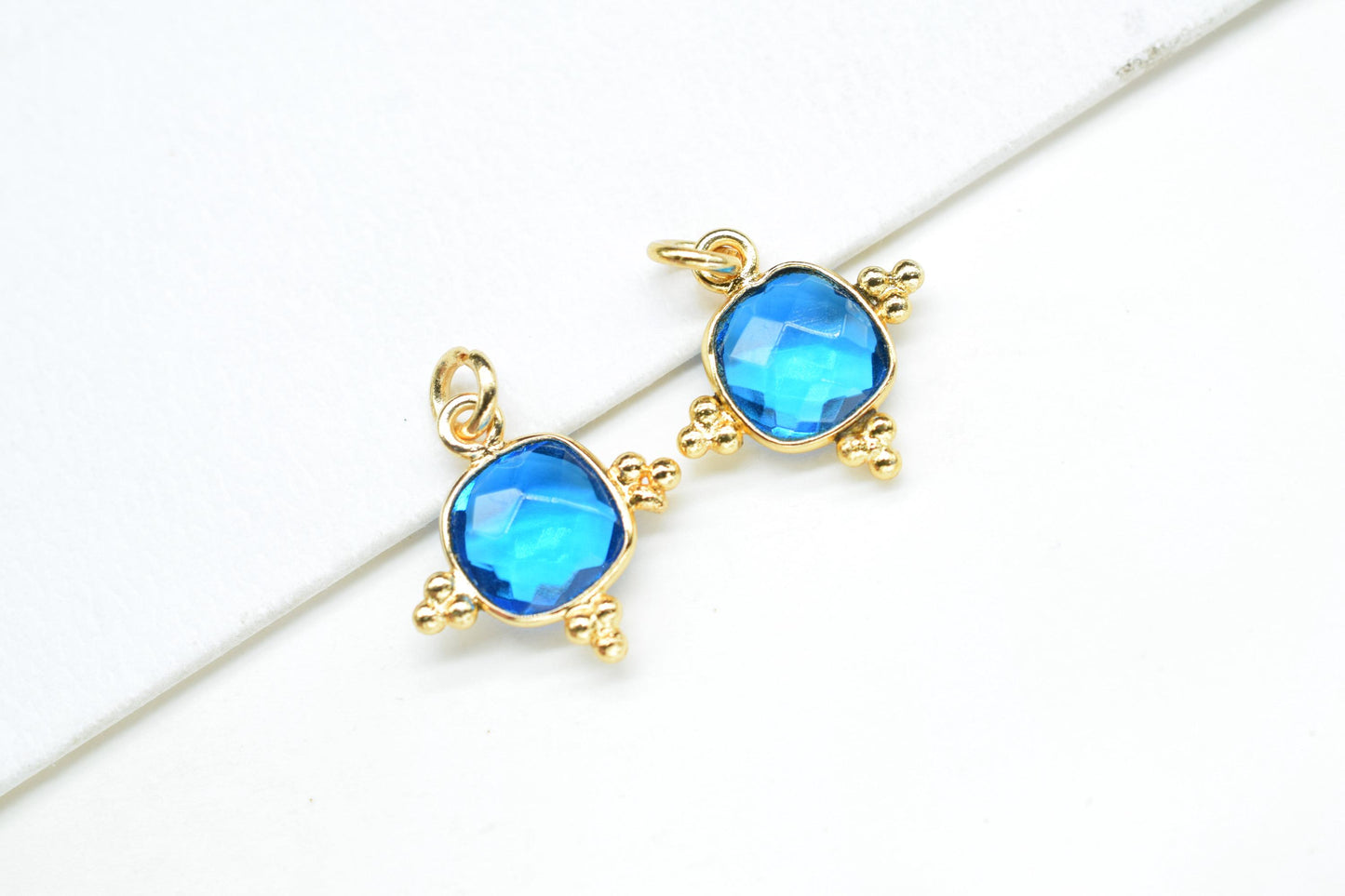 Blue Topaz8mm Cushion Bezel charm/Station Bezel Link Supplies/Blue Topaz Jewelry Making/Square Pendant//Gemstone Connector Pendant