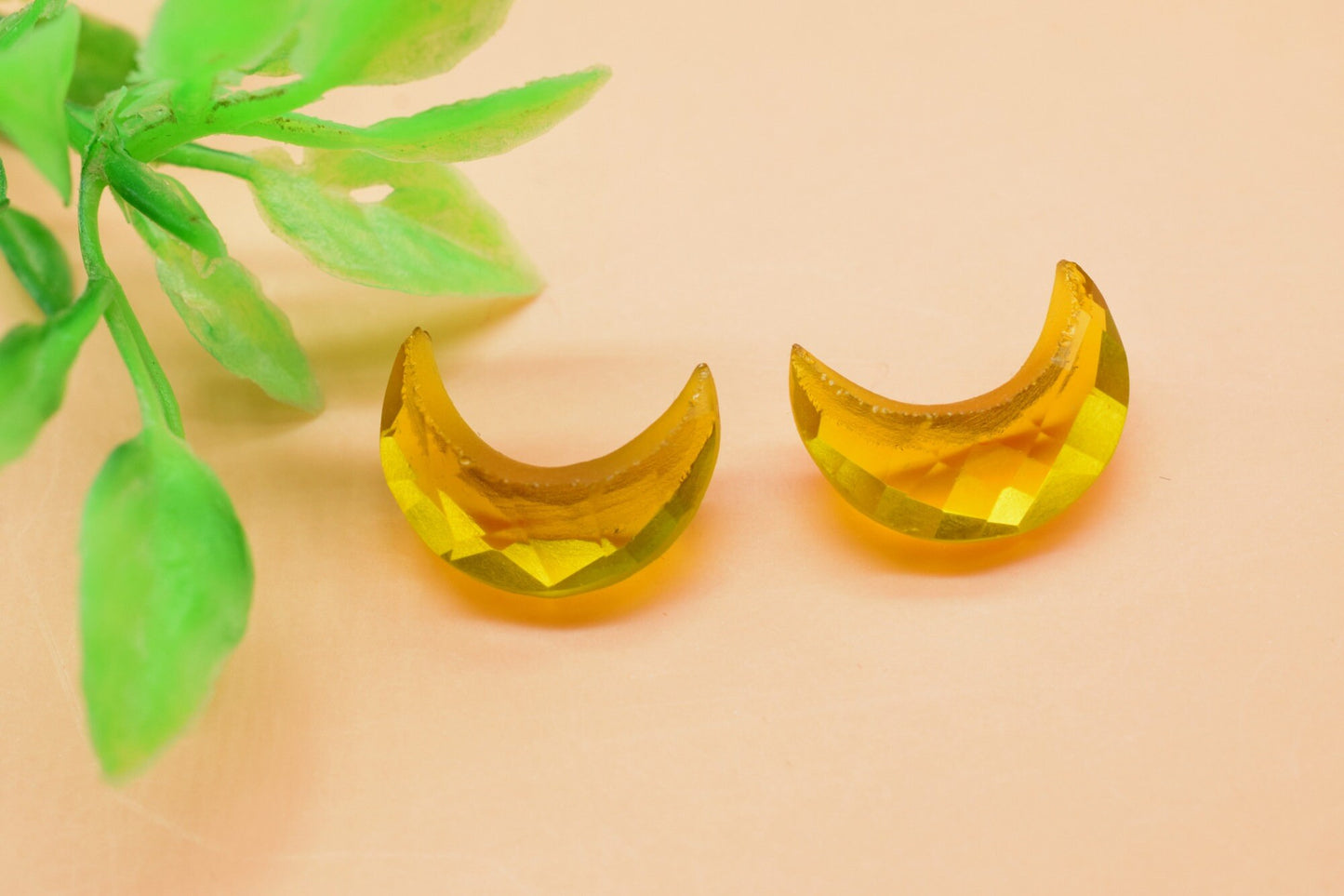 Citrine Faceted Briolette Crescent Moon Shape Beads, Citrine Crescent Moon Shape Beads, 15mm Size Beads,Citrine Faceted Beads, Citrine Beads