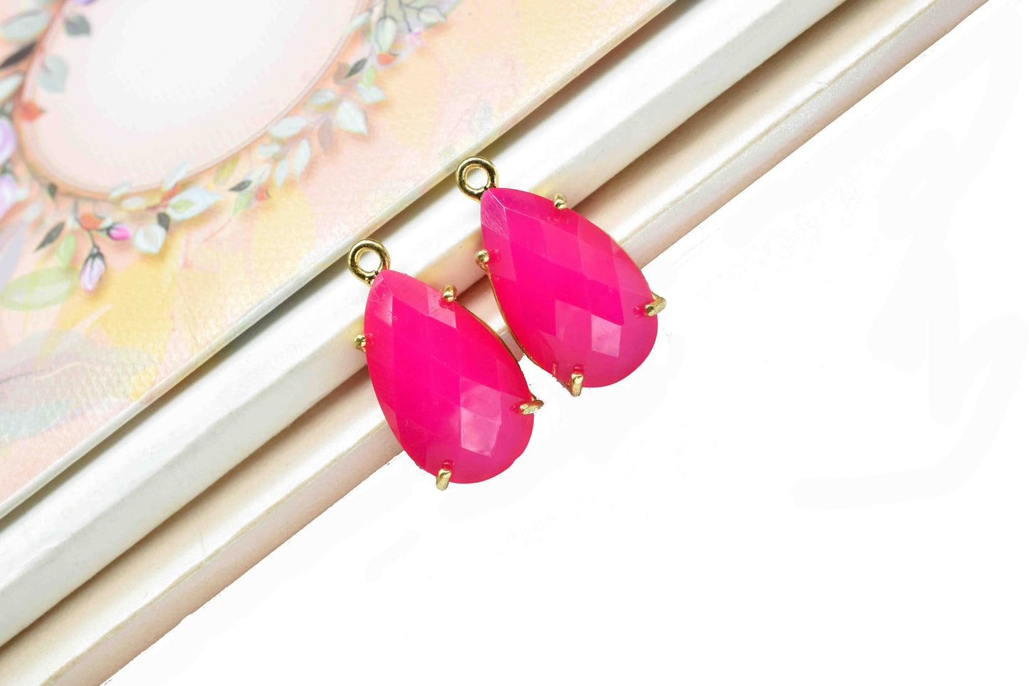 Pink chalcedony Gemstone 12x20mm Pear Shape Connectors,Pink Quartz jewelry making charm,Pink Chalcedony Fuchsia,Chalcedony Single Bail Bezel