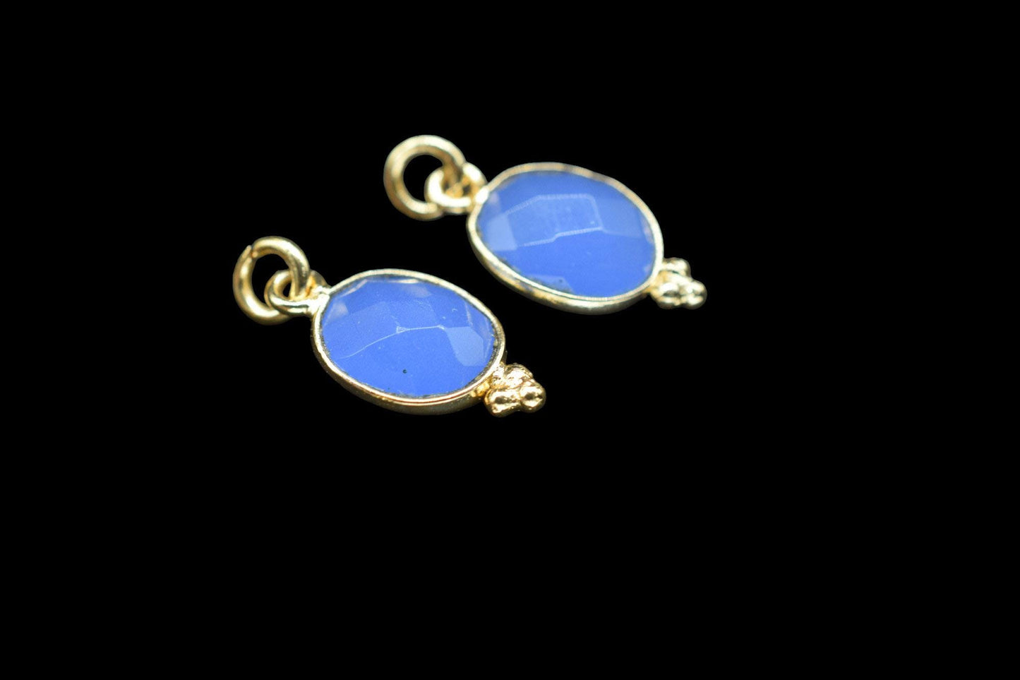 Blue Chalcedony 8x10mm oval Shape Pendant Jewelry/Blue Chalcedony Gold Plated Single Bail Connector jewelry/Gemstone Teardrop Charms,Gift