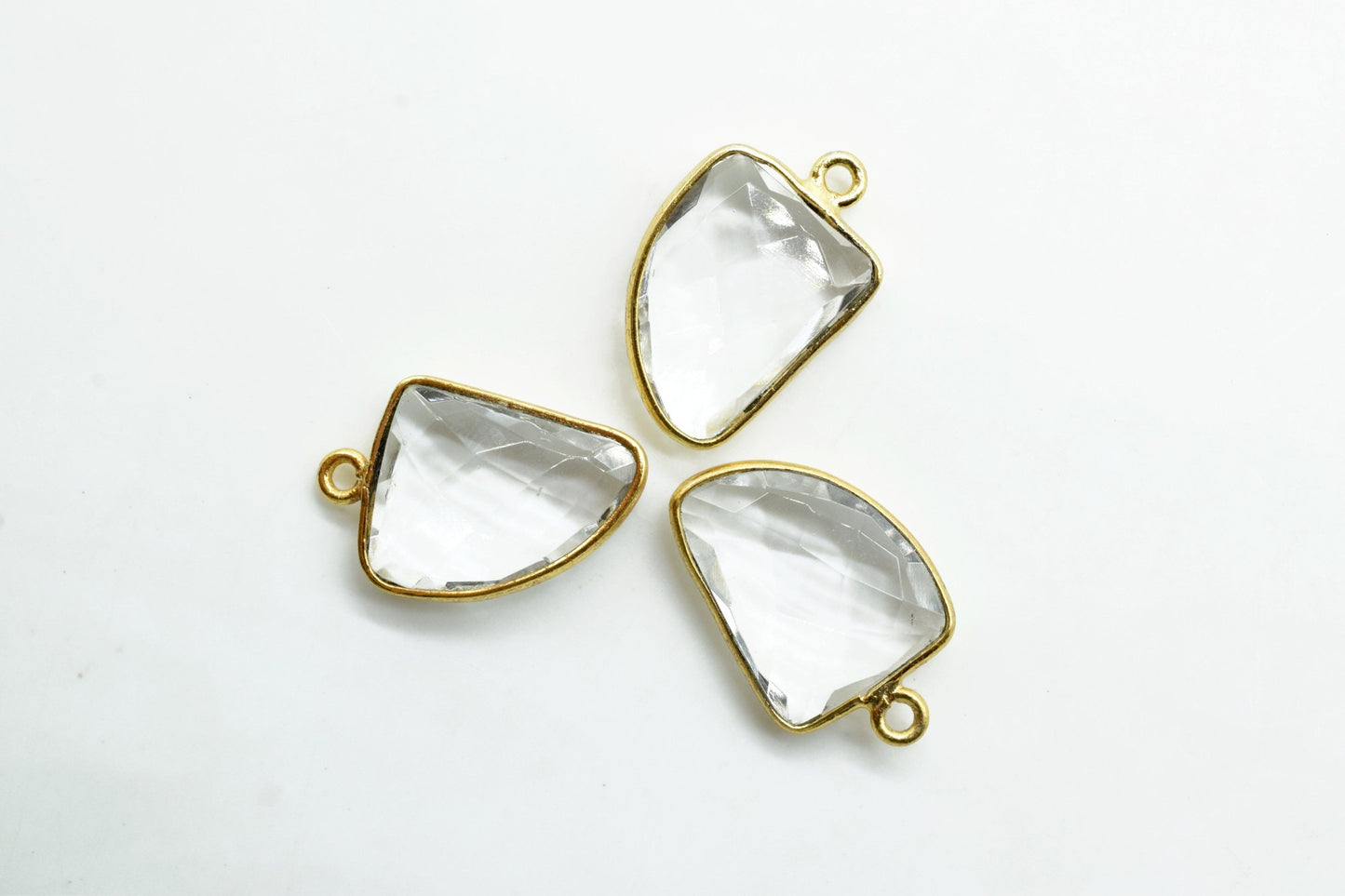 Crystal 12x15mm Horn Shape Single Loop connector,Crystal Quartz Bezel,Crystal Horn Pendant 24k Gold Plated,Single flat Bail 1pc,Horn Charms