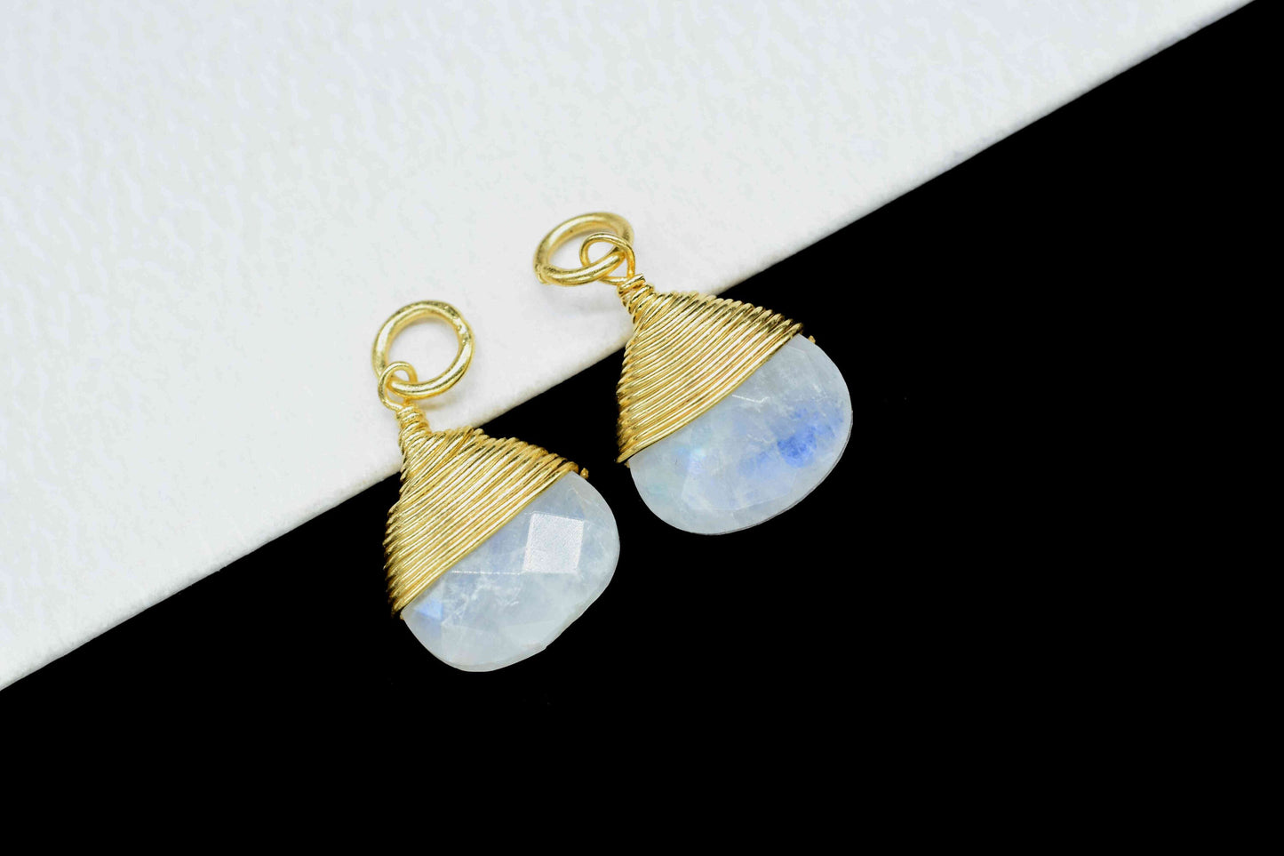 Moonstone Faceted Wire Wrapped Connectors,10mm Heart Gemstone Pendant,loop Connector,Wire Wrapped Necklace,Rainbow Moonstone Jewelry making