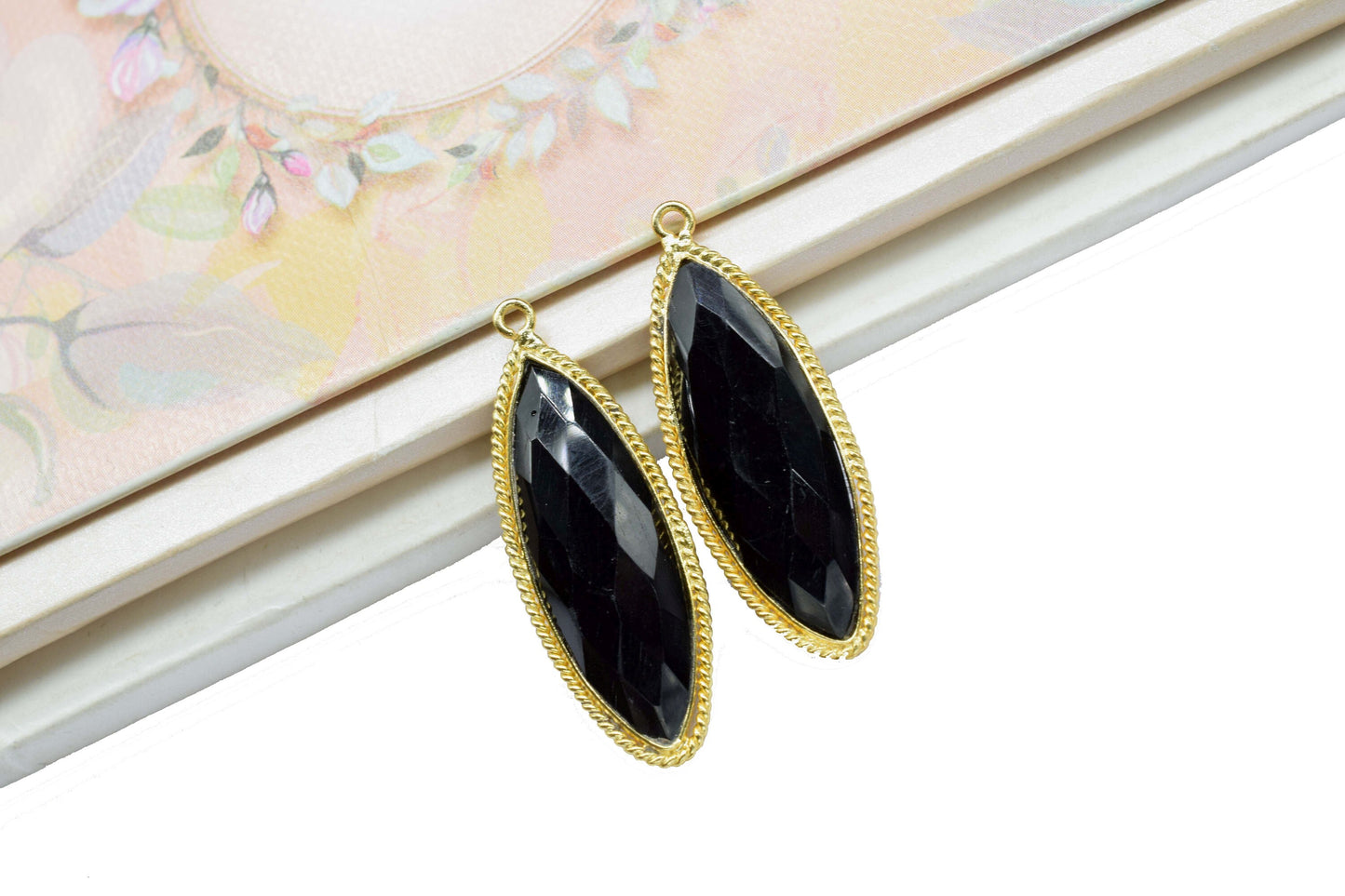 Black Onyx Gemstone Faceted 10x30mm Marquise Shape Charm,Onyx Single Bail Pendant,Black onyx Faceted Gemstone Charm,Onyx DaintyCharm Pendant