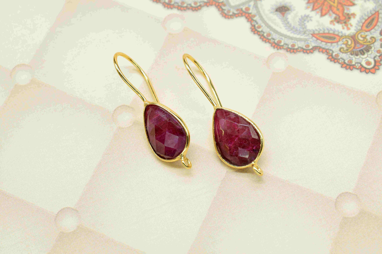 Ruby 9x13mm Teardrop Shape Earring,Gemstone Ruby Component Jewellery,Finding Connector,Ruby Gemstone Bezels Charms,Component Jewellery,Gift