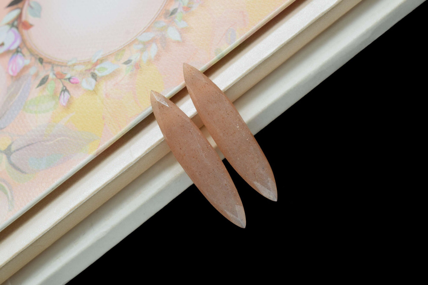 Peach Moonstone 7x34mm Faceted Marquise Briolettes,Faceted Stone Briolettes,Peach Moonstone Cut Beautiful Briolettes,Peach Moonstone Jewelry