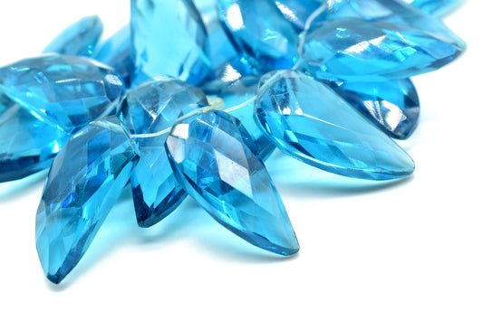 Sky Topaz 10x20mm Horn shape beads,Shark Tooth Shape faceted beads, jewelry supplies,Gemstone Briolettes,Top Quality Briolettes,Topaz Beads