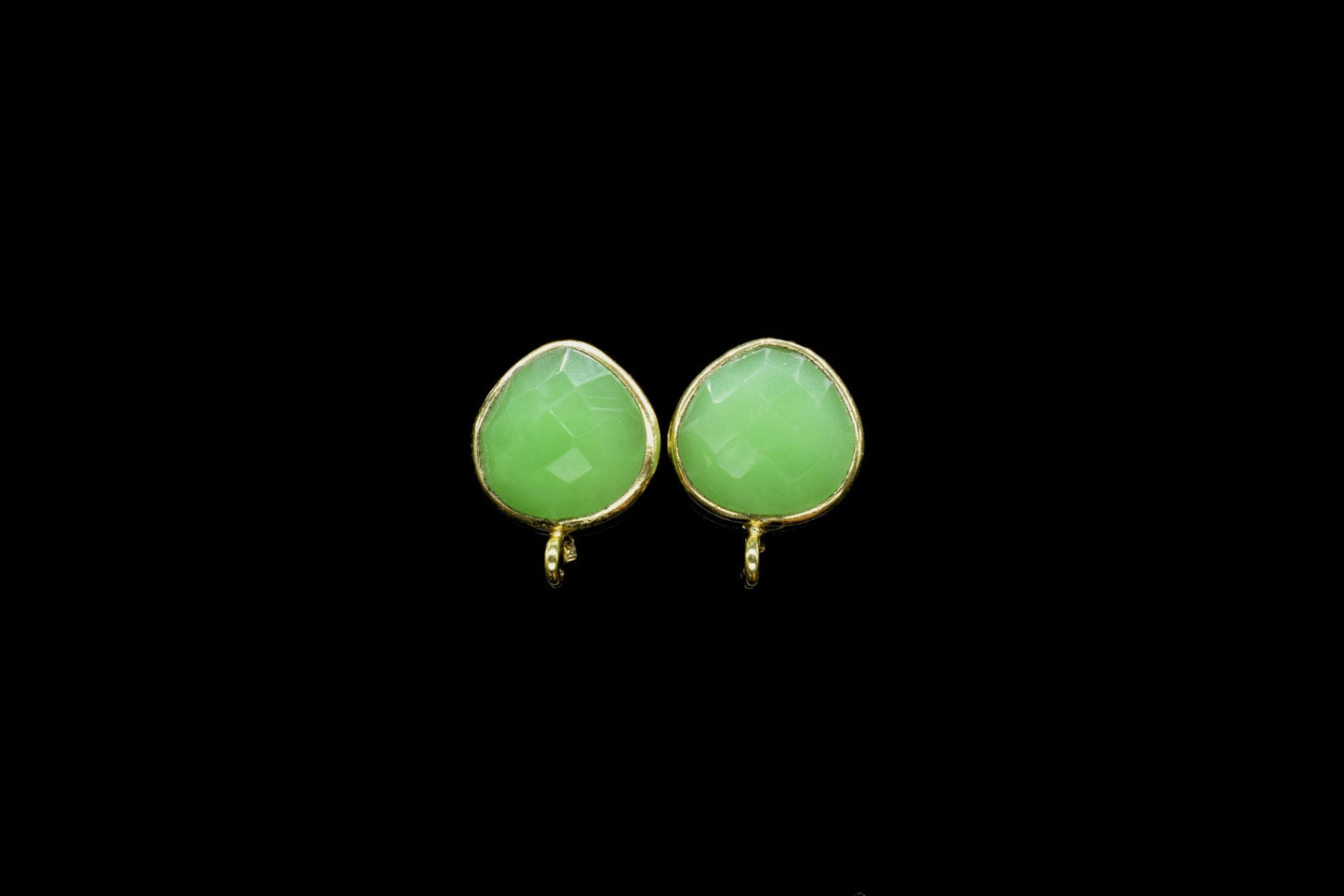Chrysoprase 10mm Heart Shape Earring Connector,Jewelry Supplies,simple bezel frame Connector,Ear Post Studs Connectors,Chrysoprase Ear Studs