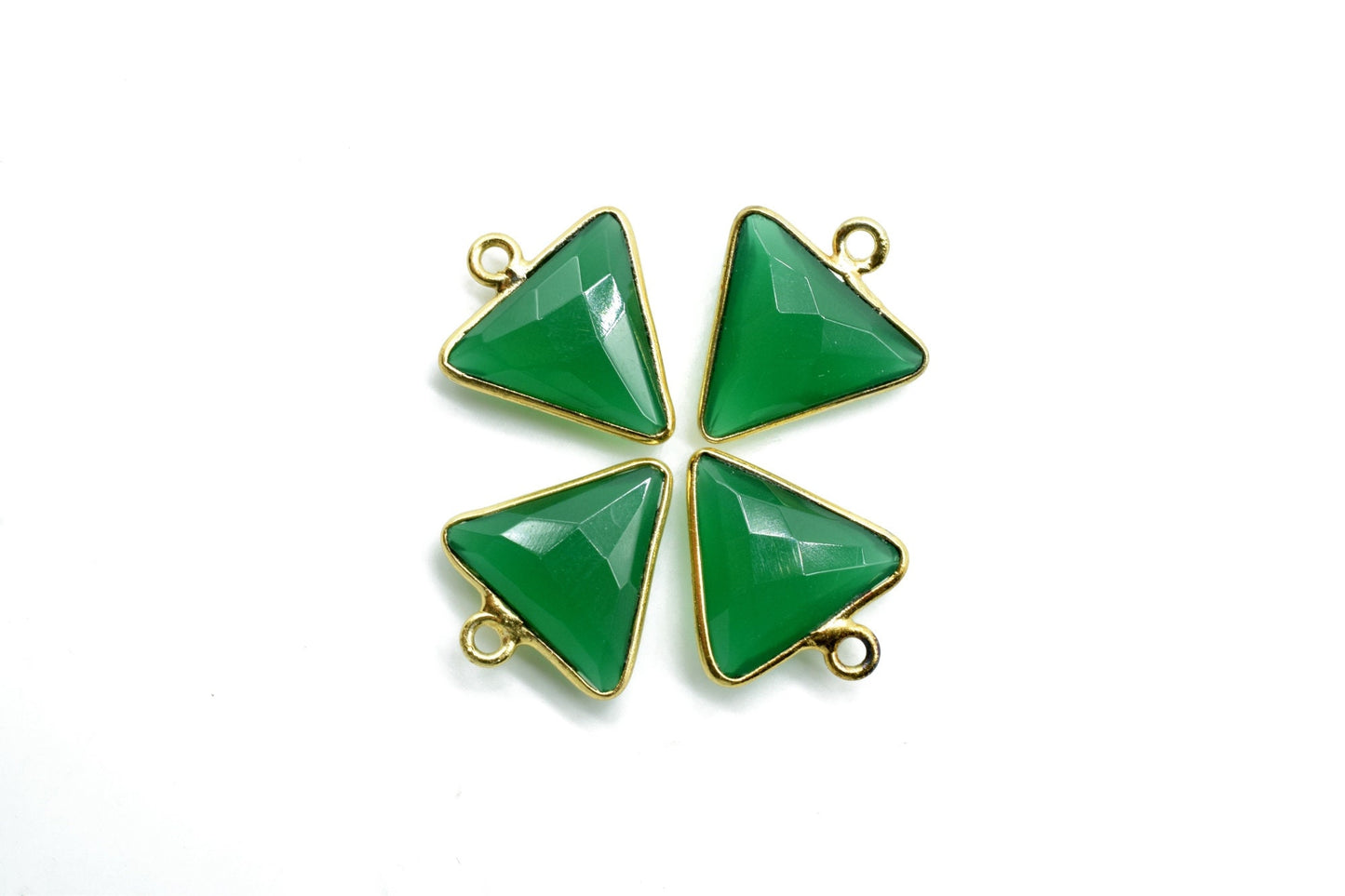 Green Onyx 12mm Triangle shape single loop charm,Brass Gold Plated bezel,Green Onyx Faceted Connector,Green Onyx Bezel Pendant,onyx jewelry