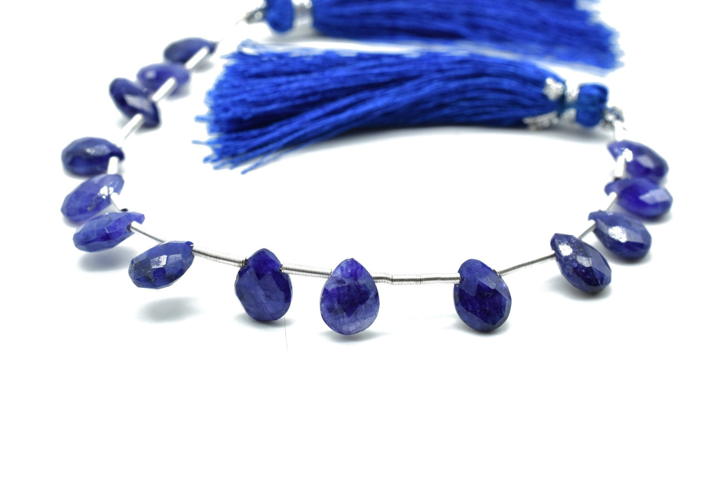 Blue Sapphire 6x8mm TearDrop Briolettes,Sapphire drops,Jewelry making beads,Supplies beads,Sapphire Pear shape Briolettes,Briolettes strand