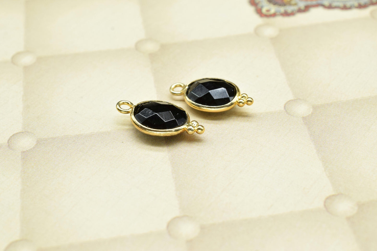 Black Onyx Gemstone 8x10mm Oval shape charm,Black Onyx pendant Jewelry,Black Onyx charm jewelry,Black Onyx Gold Plated bezel jewelry making