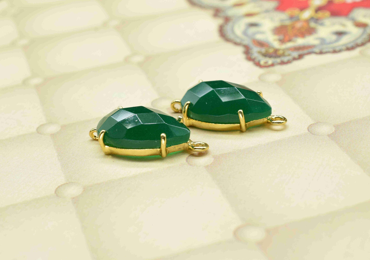 Green Onyx Connector,Green Onyx jewelry,Green Onyx Teardrop Bezel,double bail connector,Handmade Gemstone Bezel,Prong Set Bezel Connector